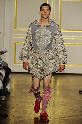 2001_2010\2009.0390.jpg; 2009.0390; ;